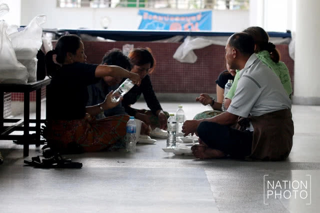 กทม.เปิดที่พักฟรี ให้คนต่างจังหวัดที่มาถวายอาลัย