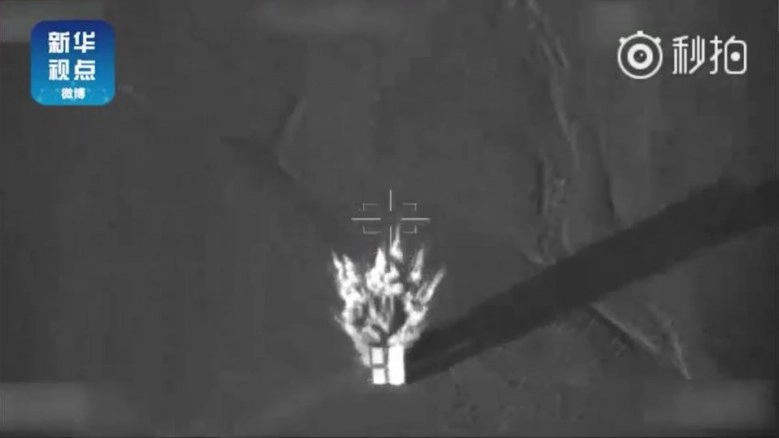 จีนทดสอบ "โดรนโจมตี" ยิงกระสุนจริง ตรงเป้าเป๊ะ!