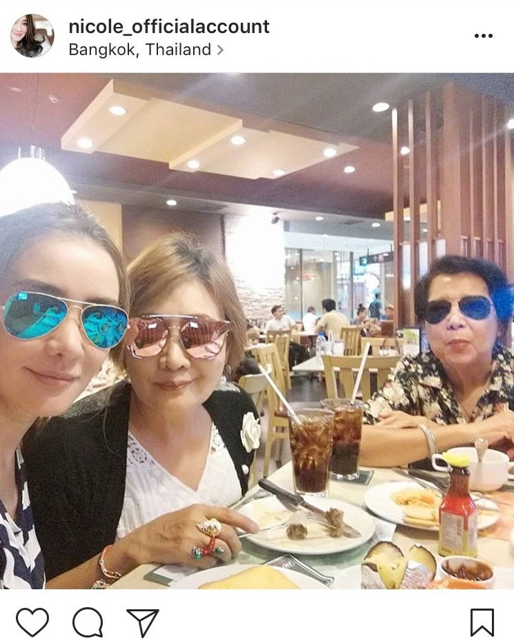 อ้าว...เพิ่งรู้! คุณแม่ "นิโคล - หนุ่ม" ซี้กัน