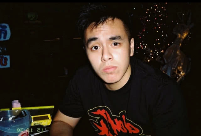 นวรัตน์ เตชะรัตนประเสริฐ
ลูกสาวเสี่ยเจียง สุดแสนดีใจ
จุฬาฯ ให้ใส่ครุยข้ามเพศได้