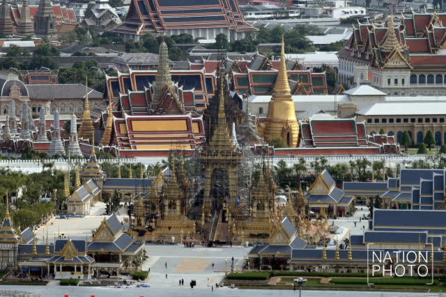 (คลิป) ภาพมุมสูง...พระเมรุมาศ ซึ่งใกล้เสร็จสมบูรณ์