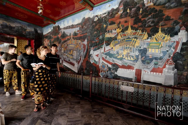 เปิดเข้าชมวัดพระแก้ววันสุดท้ายเตรียมความพร้อมพระราชพิธีถวายพระเพลิงพระบรมศพ รัชกาลที่ 9