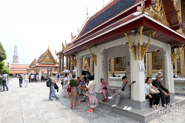 เปิดเข้าชมวัดพระแก้ววันสุดท้ายเตรียมความพร้อมพระราชพิธีถวายพระเพลิงพระบรมศพ รัชกาลที่ 9