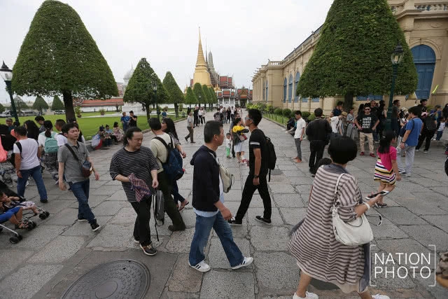 เปิดเข้าชมวัดพระแก้ววันสุดท้ายเตรียมความพร้อมพระราชพิธีถวายพระเพลิงพระบรมศพ รัชกาลที่ 9