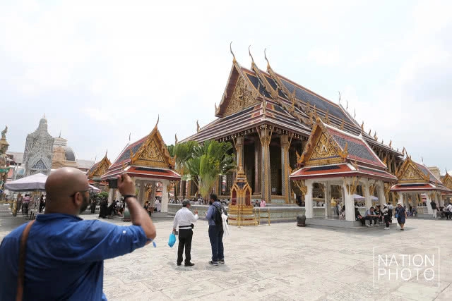 เปิดเข้าชมวัดพระแก้ววันสุดท้ายเตรียมความพร้อมพระราชพิธีถวายพระเพลิงพระบรมศพ รัชกาลที่ 9
