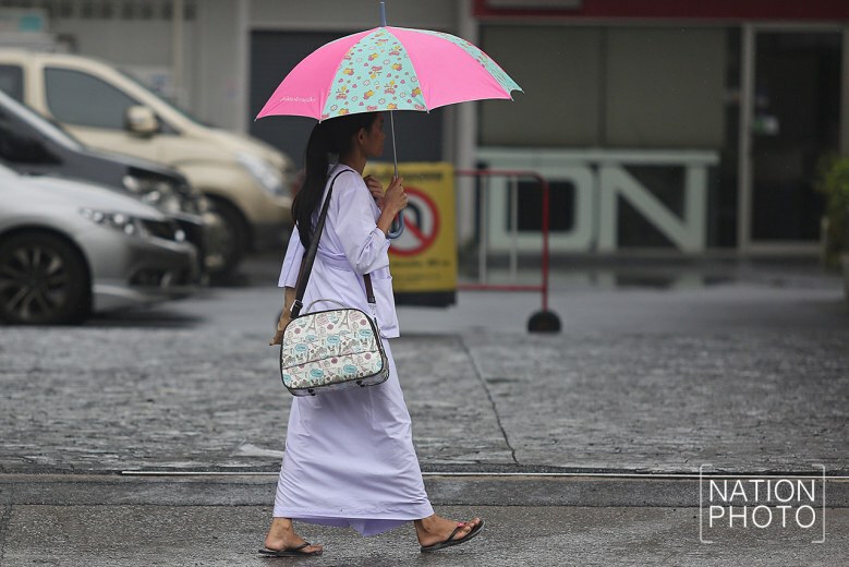 (ภาพชุด) กทม. ฝนฟ้าคะนอง 70% ของพื้นที่