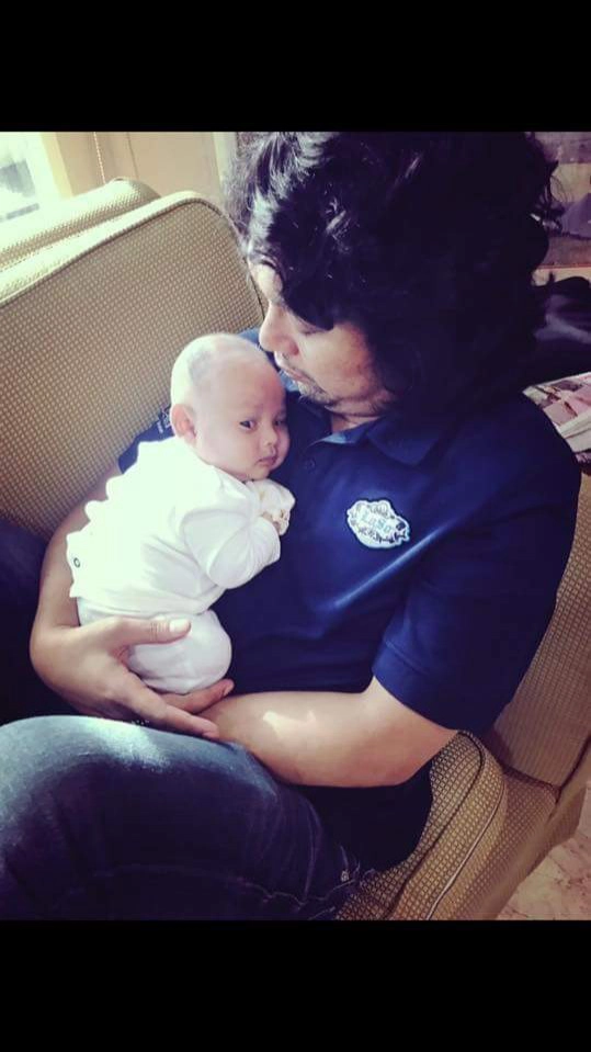 "เสก โลโซ" โพสต์เฟซบุ๊ก
อวด "น้องลีออง"
ลูกชายคนใหม่  วัย 3 เดือน