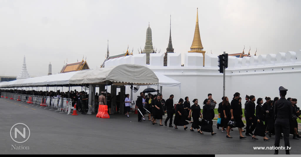 1 ต.ค. 60 ประชาชนเข้ากราบพระบรมศพ 90,300 คน
