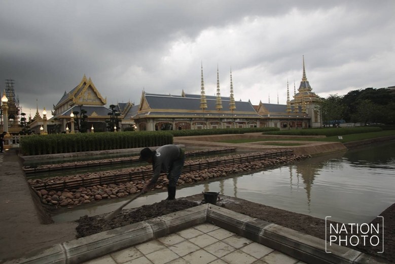(ภาพชุด) แปลงนาข้าว ประกอบพระเมรุมาศ