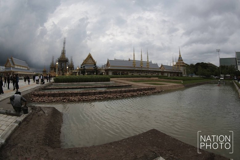(ภาพชุด) แปลงนาข้าว ประกอบพระเมรุมาศ