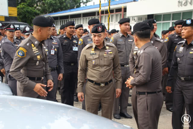 "จักรทิพย์" รับมอบรถเบนซ์ 11 คันนำขบวนรปภ.ในหลวง-พระเจ้าหลานเธอฯ