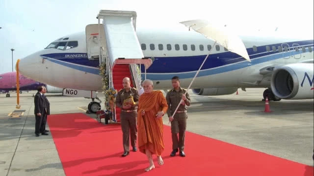 สมเด็จพระสังฆราช เสด็จเจิมเครื่องบินสายการบินนิวเจน โบอิ้ง 737-800