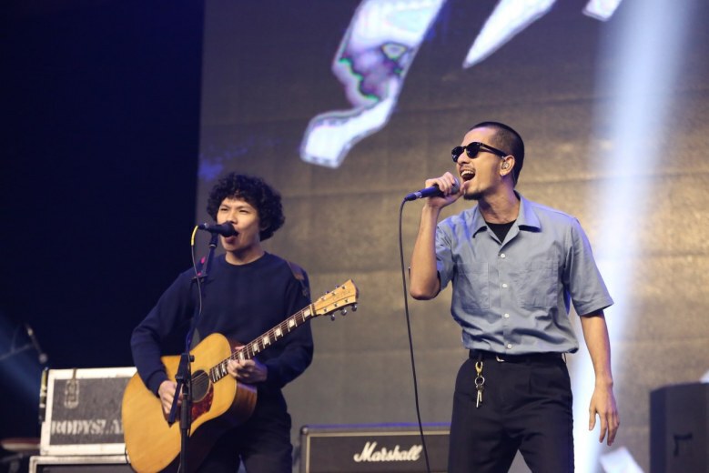 วง "มีเทน" สุดยอดวงดนตรีมัธยม "ฮอตเวฟ มิวสิค อวอร์ด"