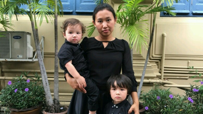 ประชาชนหลั่งไหลกราบพระบรมศพเนืองแน่นช่วง 2 วันสุดท้าย