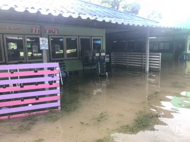 พิจิตรฝนตกต่อเนื่อง น้ำท่วมหลายจุด