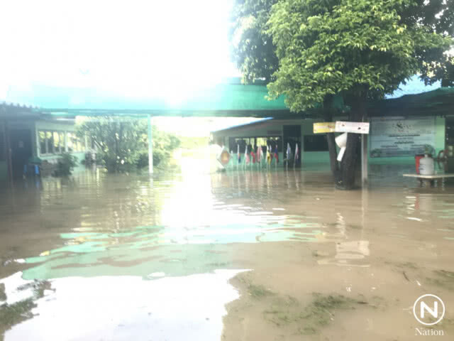 พิจิตรฝนตกต่อเนื่อง น้ำท่วมหลายจุด