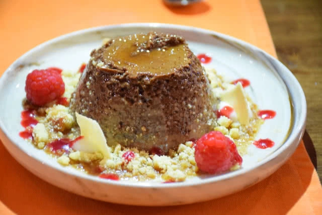 อร่อยปักหมุด : อาหารสเปนต้นตำรับใจกลางทองหล่อกับร้าน Arroz (อารอซ)