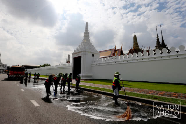 กิจกรรมเราทำความดีด้วยหัวใจทำความสะอาดพื้นที่สนามหลวง