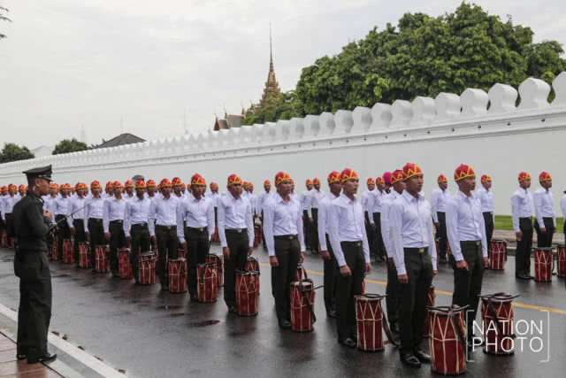 ซ้อมเคลื่อนริ้วขบวนพระราชอิสริยยศฯ วันแรก ในสถานที่จริง