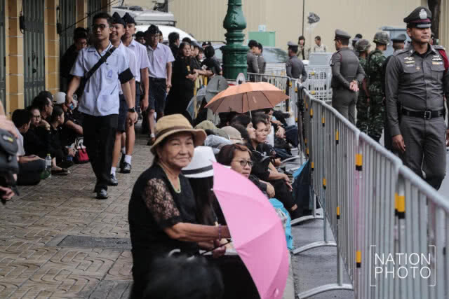 ซ้อมเคลื่อนริ้วขบวนพระราชอิสริยยศฯ วันแรก ในสถานที่จริง