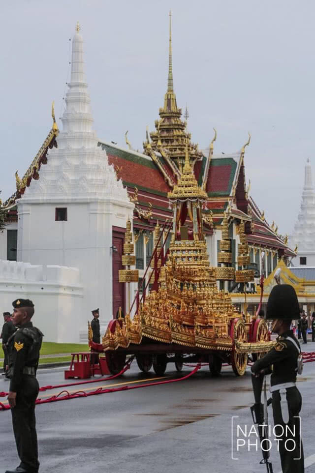 ซ้อมเคลื่อนริ้วขบวนพระราชอิสริยยศฯ วันแรก ในสถานที่จริง