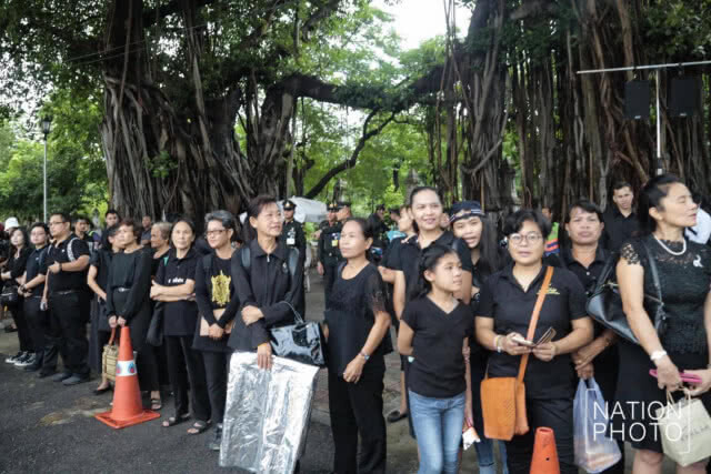 ซ้อมเคลื่อนริ้วขบวนพระราชอิสริยยศฯ วันแรก ในสถานที่จริง
