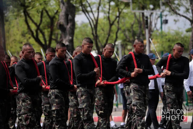 (ภาพชุด)การซ้อมย่อยริ้วขบวนพระราชอิสริยยศฯ วันแรก