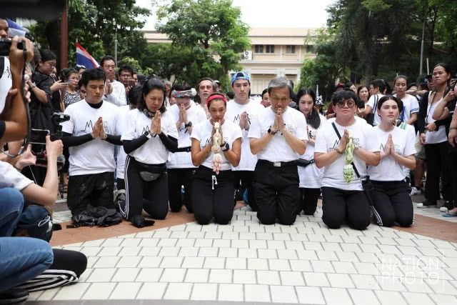 "ลูกเกด-ก้อง ปิยะ" จัดกิจกรรมเดินการกุศล จากหัวหินถึงโรงพยาบาลศิริราช