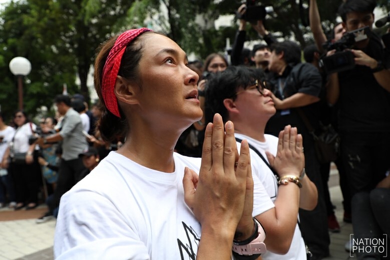 ซาบซึ้ง!"ลูกเกด-ก้อง" หลั่งน้ำตา รับเหนื่อยท้อ แต่สู้เพราะ "ในหลวง ร.9"