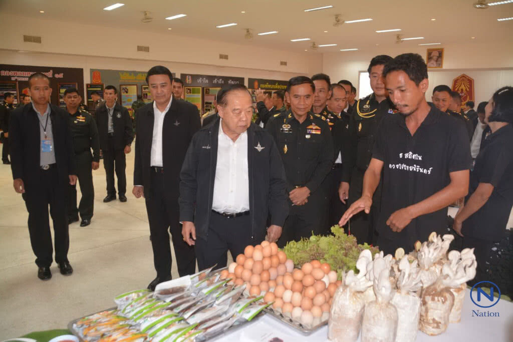"ประวิตร-อุดมเดช"ลงใต้แก้ปัญหาชายแดนเยี่ยมโครงการพระราชดำริ "ประวิตร-อุดมเดช"ลงใต้แก้ปัญหาชายแดนเยี่ยมโครงการพระราชดำริ