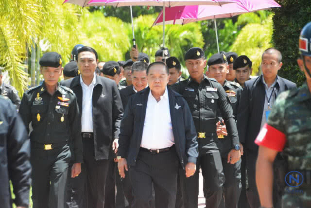 "ประวิตร-อุดมเดช"ลงใต้แก้ปัญหาชายแดนเยี่ยมโครงการพระราชดำริ
