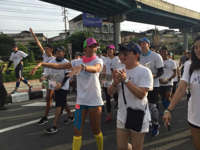"ฟิลลิปส์" ปลื้ม... ก้าวเพื่อชีวิต ทำดีถวายในหลวง