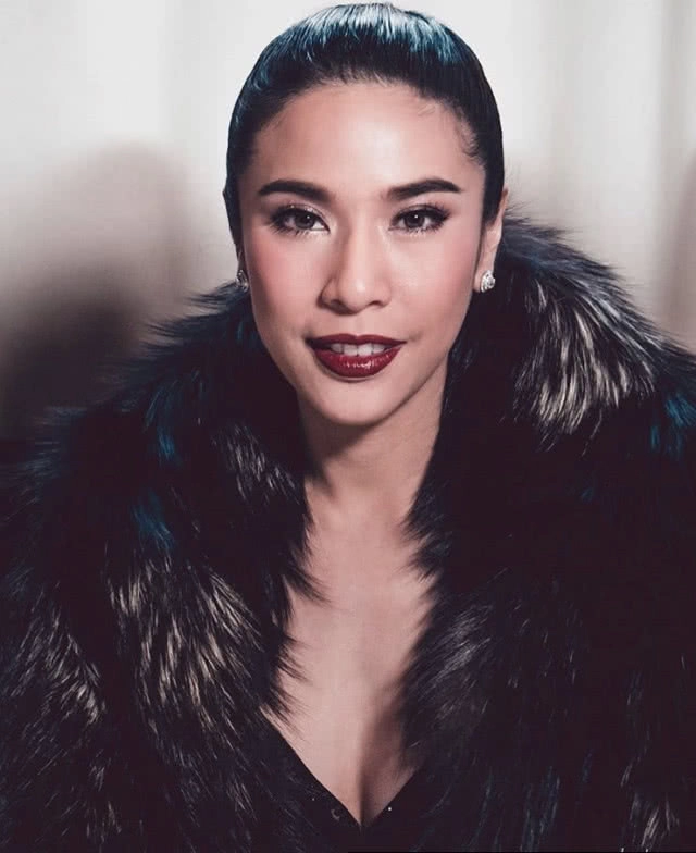 ช็อก!
พิ้งกี้ เลิก? ไฮโซเพชร สามีหมื่นล้าน