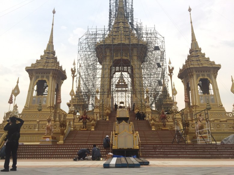 ผ่านไปด้วยดี! ซ้อมพระราชพิธียกพระนพปฎลมหาเศวตฉัตร ก่อนพิธีจริง 18 ต.ค. นี้
