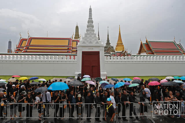 ด้วยความอาลัย ในวันครบรอบ 1 ปี การเสด็จสวรรคต