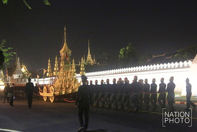 (ภาพชุด) ซ้อมริ้วขบวนพระบรมราชอิสริยยศฯ เคลื่อนพระบรมศพ