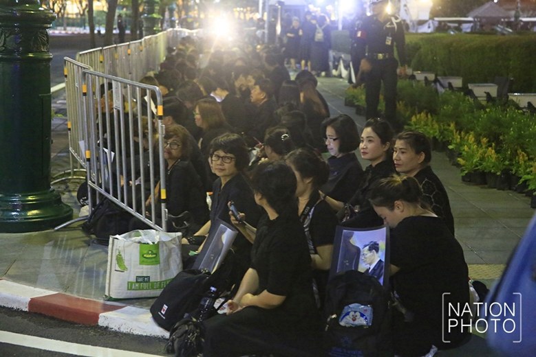 (ภาพชุด) ซ้อมริ้วขบวนพระบรมราชอิสริยยศฯ เคลื่อนพระบรมศพ