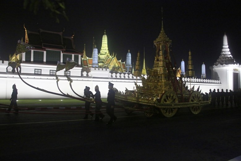 (ภาพชุด) ซ้อมริ้วขบวนพระบรมราชอิสริยยศฯ เคลื่อนพระบรมศพ