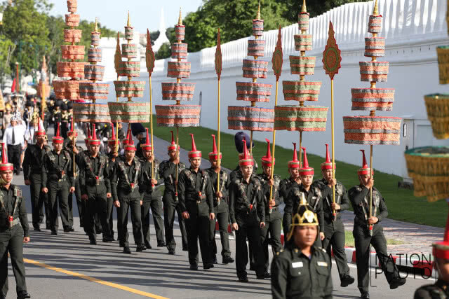 (ภาพชุด) สมเด็จพระเทพฯ ทรงร่วมซ้อมในริ้วขบวนพระบรมราชอิสริยยศ