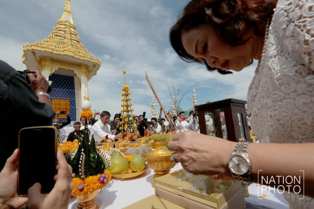 (ภาพชุด) พิธีบวงสรวง พระเมรุมาศจำลอง สงขลา