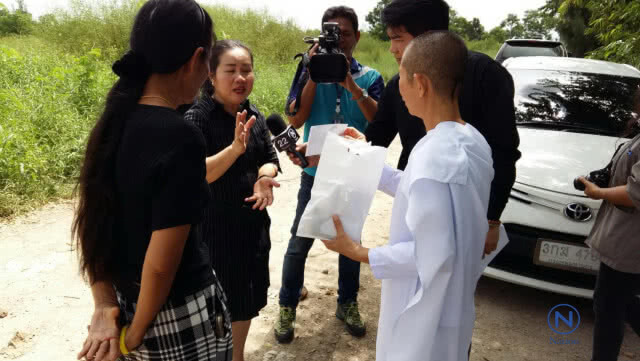 ร้อง! เทศบาลเมืองสนั่นรักษ์ จัดการกองขยะด่วน
