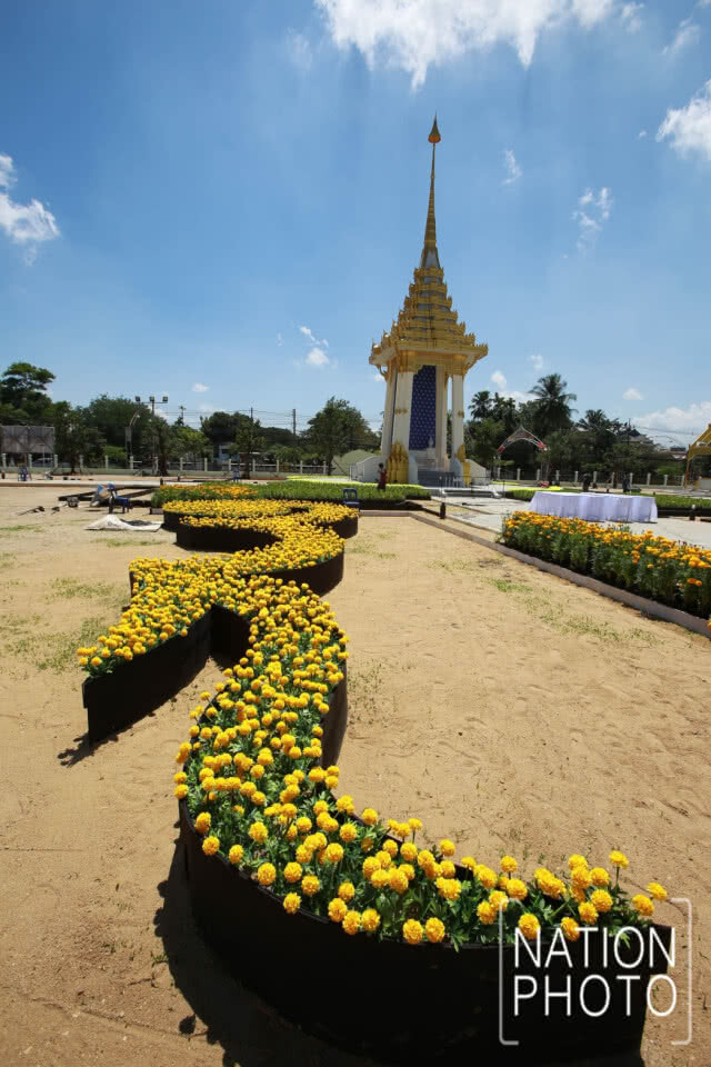 (ภาพชุด)พระเมรุมาศจำลอง จังหวัดยะลา