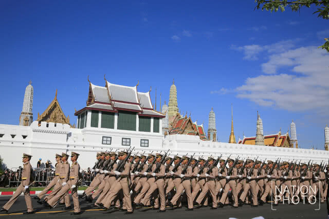 (ภาพชุด) ซ้อมริ้วขบวนพระบรมราชอิสริยยศ