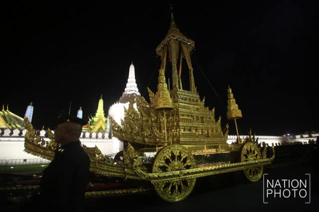 เคลื่อนขบวนราชรถเตรียมพร้อมซ้อมริ้วขบวนพระบรมราชอิสริยยศ