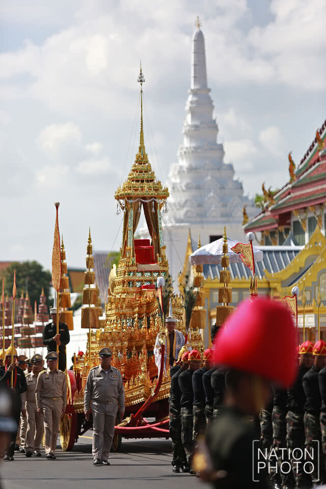 (ภาพชุด) ซ้อมริ้วขบวนพระบรมราชอิสริยยศ