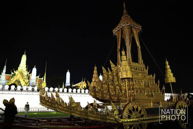 เคลื่อนขบวนราชรถเตรียมพร้อมซ้อมริ้วขบวนพระบรมราชอิสริยยศ