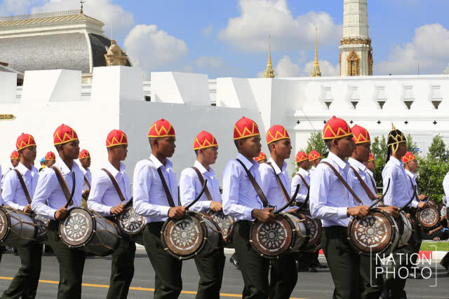 (ภาพชุด) ซ้อมริ้วขบวนพระบรมราชอิสริยยศ