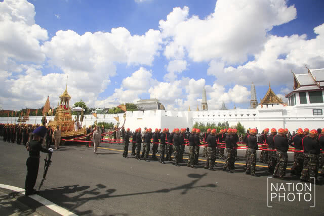 (ภาพชุด) ซ้อมริ้วขบวนพระบรมราชอิสริยยศ