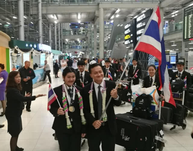 เยาวชนไทยเทิดพระเกียรติ"บิดาแห่งมาตรฐานการช่างไทย"