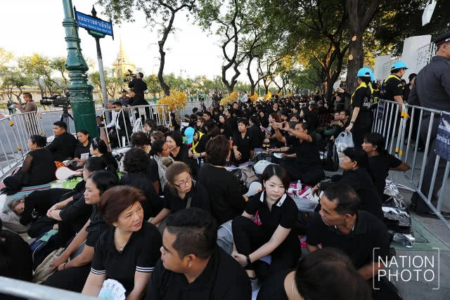 (ภาพชุด) ซ้อมใหญ่เสมือนจริงครั้งสุดท้ายริ้วขบวนพระบรมราชอิสริยยศเคลื่อนพระบรมศพ รัชกาลที่ 9